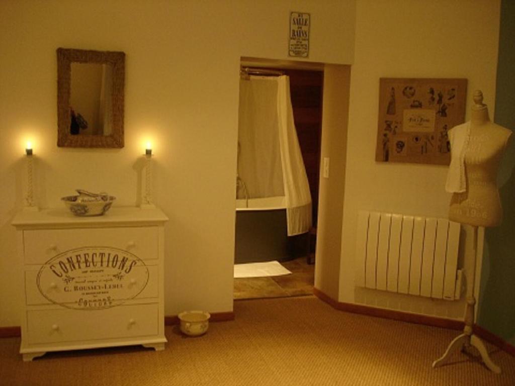Отель Au Fil De Soi Vezenobres Номер фото